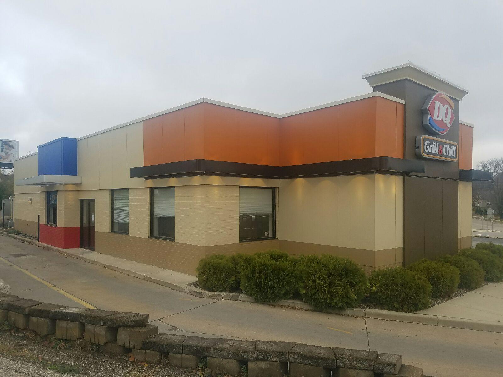 300 North Section, Spring Valley, Minnesota Fourteen Foods